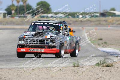 media/Sep-28-2025-24 Hours of Lemons (Sun) [[5dfe0e5f6e]]/11am (Cotton Corners)/